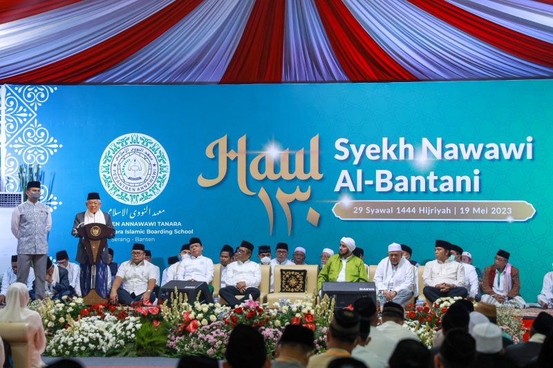 Wapres RI KH Ma'ruf Amin  dan Penjabat Gubernur Banten Al Muktabar, Hadiri Haul Syekh Nawawi Al Bantani