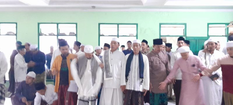 Forum Silaturahmi Ulama Lebak Selatan (FSULS) menyampaikan pernyataan sikap, terkait maraknya peredaran dan penyalahgunaan obat Farmasi daftar G jenis (Hexymer dan Tramadol) yang beredar di wilayah Lebak Selatan