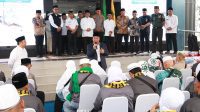 Pj Gubernur Al Muktabar Sambut Kedatangan Kloter Pertama Jamaah Haji Provinsi Banten