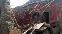Hujan Deras, Rumah Warga Bojongleles Roboh