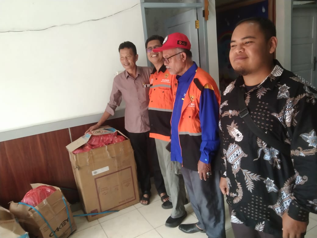 BAZNAS Tanah Datar Salurkan Bantuan dan Gelar Trauma Healing Kepada Warga Rambatan