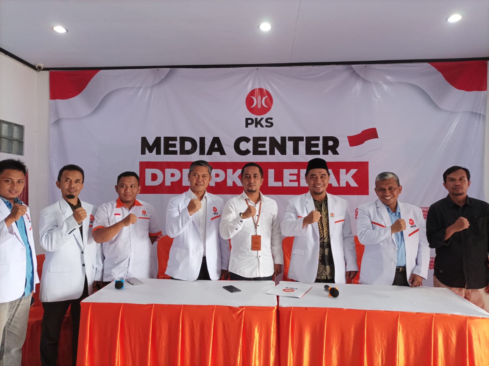 Soni Hermawan, Ambil Formulir Pendaftaran Bacabup Lebak di PKS