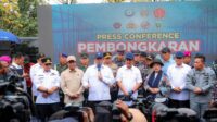 Pj Gubernur Banten A Damenta, Pembongkaran Pagar Laut di Perairan Tangerang Perintah Presiden Prabowo Subianto