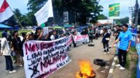 Mahasiswa dan Pemuda Lebak Selatan Gelar Aksi, Tuntut Pemda Lebak Tindakan Tegas Pungutan Liar di Alun-alun Malingping dan Kerusakan Jalan