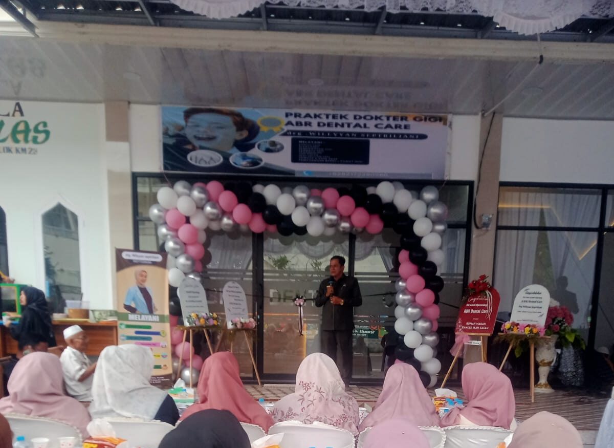 ABR Dental Care Diresmikan, Wali Nagari Simawang Firman Malin Panduko, Bangga Anak Nagari Berkontribusi