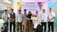 Wabup Tangerang Intan Nurul Hikmah Serahkan 10 Unit Rumah Program Bedah RTLH di Pakulonan Barat