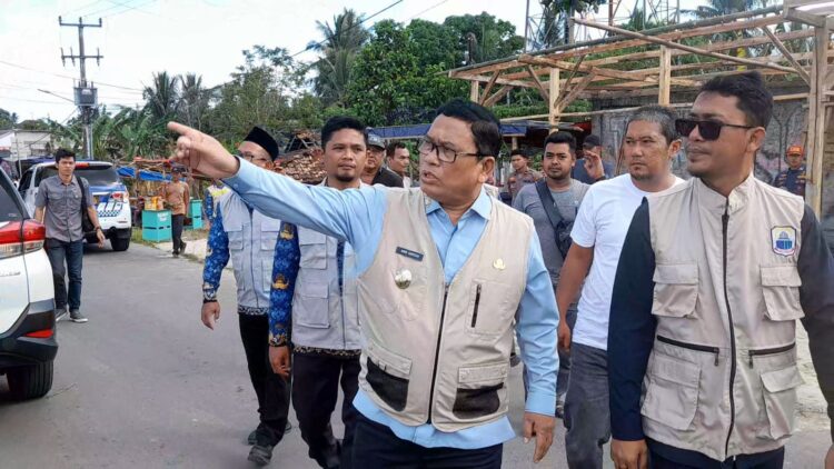 Wabup Lebak Amir Hamzah, Geram Temukan PKL di Badan Jalan: Perintahkan Penertiban Total Pasar Baru Semi
