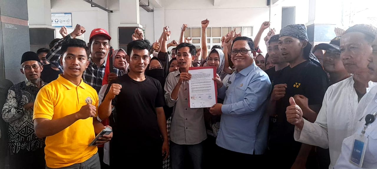 Warga Huntara Lebakgedong Tuntut Kepastian Huntap