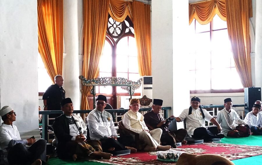 Keraton Sumedang Larang, Gelar Manaqib TQN Suryalaya untuk Jaga Tradisi Spiritual