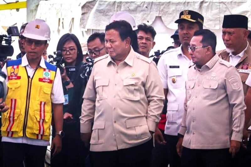 Presiden Prabowo Tinjau Rekonstruksi Jalan Padang–Bukittinggi di Lembah Anai Pascabencana