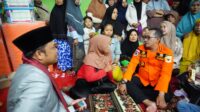 Bupati Tanah Datar Eka Putra Tinjau Pengungsi Banjir Bandang di X Koto dan Serahkan Bantuan Darurat