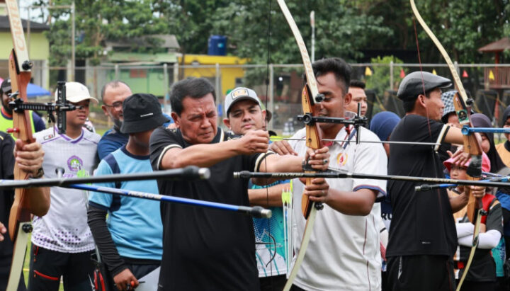 Bupati Tangerang Maesyal Rasyid, Buka Kejuaraan Panahan Bupati Cup 2025