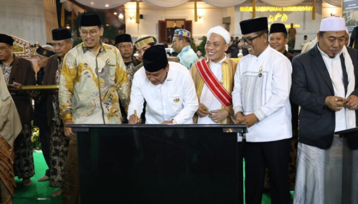 Ribuan Jamaah Hadiri Isra Mi’raj dan Peresmian Masjid Kasepuhan Tangerang Raya Al-Istiqliyyah