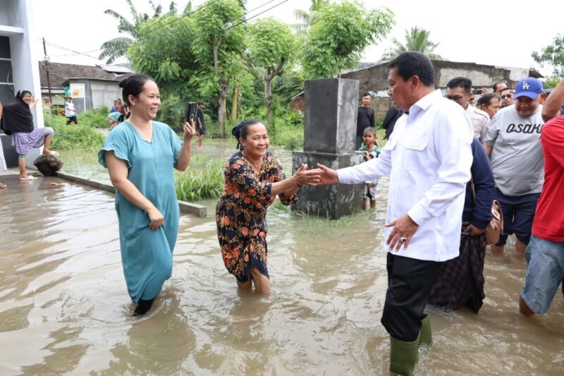 Bupati Tangerang Tinjau Banjir Nuansa Mekarsari Rajeg, Normalisasi Saluran Dimulai 2026