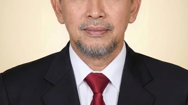 Ironi Kebijakan Pendidikan: Guru Honorer Puluhan Tahun Mengabdi atau 32 Ribu PPPK Program MBG?