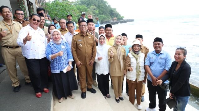 Gubernur Banten Serap Aspirasi Pelaku Wisata Anyer-Cinangka Jelang Libur Idul Fitri 2026