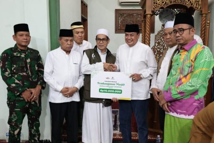 Bupati Tangerang Moch Maesyal Rasyid Tarawih Keliling di Masjid Nurul Hidayah Panongan