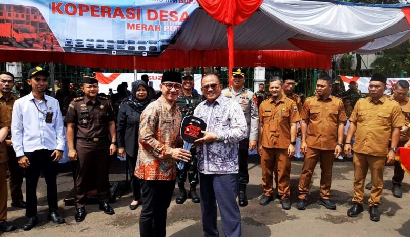 Koperasi Desa Merah Putih (KDMP) di Lebak Terima  Bantuan  34 Kendaraan Truk