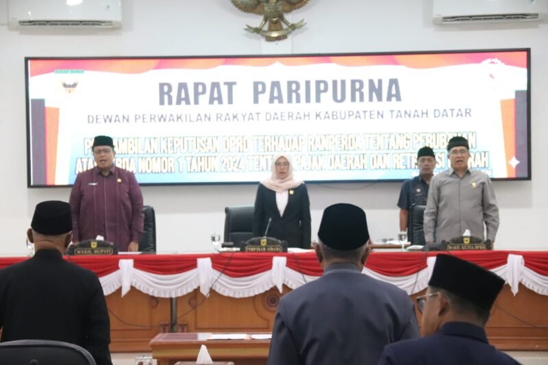 DPRD Tanah Datar Setujui Ranperda Pajak dan Retribusi Daerah Menjadi Perda