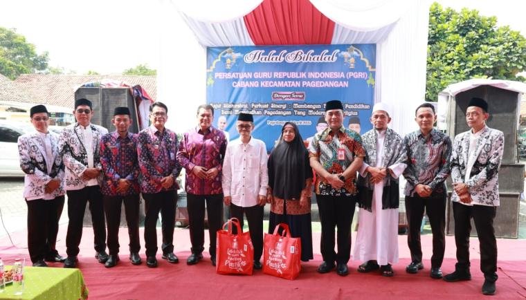 Bupati Tangerang Tegaskan Perluasan Beasiswa untuk Siswa Berprestasi dari Keluarga Kurang Mampu
