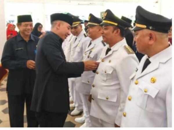 Bupati Lebak Hasbi Jayabaya Lantik 192 Pejabat Administrator dan Pengawas, Tekankan ASN Bersih dan Profesional