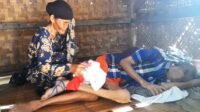 Kisah Pilu Ema Saminah Rawat Suami Stroke, 15 Tahun Tinggal di Gubuk Bersama Kambing