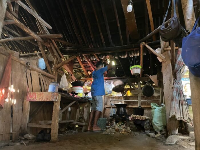 15 Tahun Keluarga Suryadi Warga Warunggunung Bertahan di Rumah Nyaris Roboh