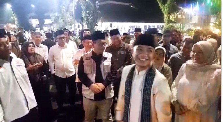 Bupati Lebak Lepas Keberangkatan Jemaah Haji 2026, Tekankan Pelayanan Optimal untuk Jemaah Lansia