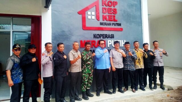 Wakil Bupati Tanah Datar Ikuti Peluncuran 1.061 Koperasi Merah Putih oleh Presiden Prabowo