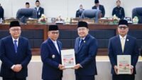 Raih WTP ke-10 Berturut-turut, Gubernur Banten Andra Soni Tekankan Komitmen Tata Kelola Keuangan yang Akuntabel Raih WTP ke-10 Berturut-turut, Gubernur Banten Andra Soni Tekankan Komitmen Tata Kelola Keuangan yang Akuntabel
