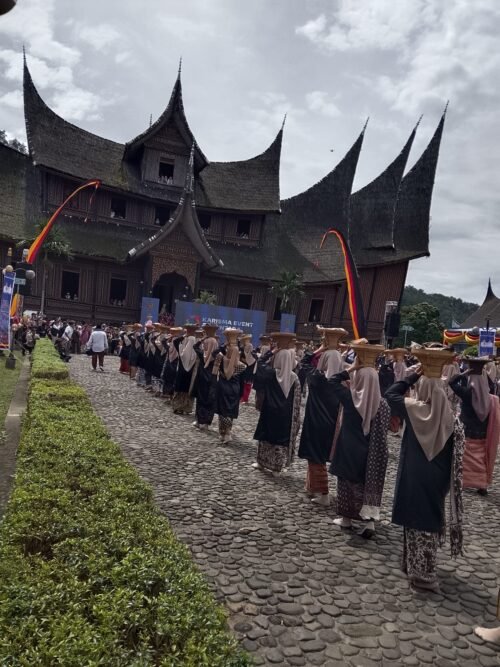 Gubernur Sumbar Buka Festival Minangkabau 2026, Perkuat Identitas Budaya dan Dongkrak Pariwisata