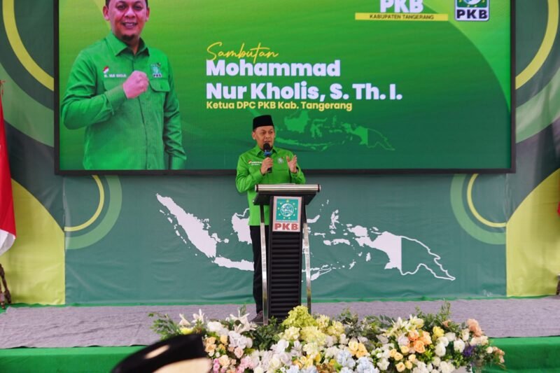 H. Muhammad Nur Kholis, S.Th.I memutuskan mengundurkan diri dari penetapan sebagai Ketua Dewan Pengurus Cabang (DPC) Partai Kebangkitan Bangsa (PKB) Kabupaten Tangerang masa bakti 2026–2031 yang telah diumumkan oleh Dewan Pengurus Pusat (DPP) PKB.