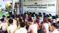 Kepala SMAN 1 Bayah Buka Pameran Sawala Lembur, Project Humanity UMN Hadirkan Edukasi Mitigasi Bencana di Banten Selatan