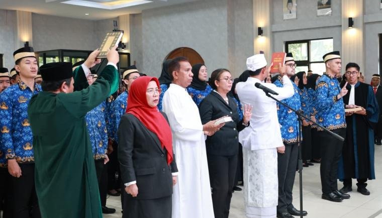 Bupati Tangerang Lantik 486 PNS Jabatan Fungsional, Tekankan Disiplin dan Loyalitas ASN