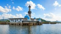 Saat Air Bendungan Karian Surut, Kampung Somang dan Masjid yang "Hilang" Itu Kembali Menyapa