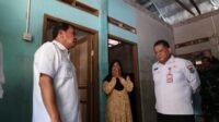 Bupati Tangerang Maesyal Rasyid Tinjau Pelaksanaan RTLH di Tigaraksa Bupati Tangerang Maesyal Rasyid Tinjau Pelaksanaan RTLH di Tigaraksa