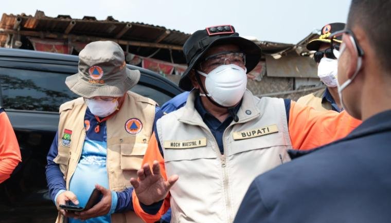 Bupati Tangerang Maesyal Rasyid, Kebakaran TPA Jatiwaringin Tangerang Berhasil Dipadamkan