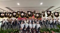 Ketua IBI Cabang Tanah Datar Osninelli bersama Sekda Abdurrahman Hadi dalam acara pelantikan 26 pengurus ranting IBI di Aula Kantor Bupati Tanah Datar Ketua IBI Cabang Tanah Datar Osninelli bersama Sekda Abdurrahman Hadi dalam acara pelantikan 26 pengurus ranting IBI di Aula Kantor Bupati Tanah Datar