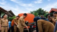 Bupati Tangerang dan Gubernur Banten Salurkan Air Bersih untuk Warga Terdampak Kekeringan di Tigaraksa