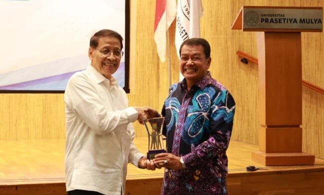 Bupati Tangerang Teken PKS Beasiswa Tangerang Gemilang, 15 Mahasiswa Kuliah Gratis di Universitas Prasetiya Mulya
