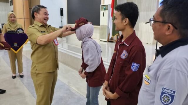 Sekda Tangerang Soma Atmaja, Berharap Mahasiswa KKM Uniba Jadi Agen Perubahan