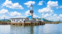 Saat Air Bendungan Karian Surut, Kampung Somang dan Masjid yang "Hilang" Itu Kembali Menyapa