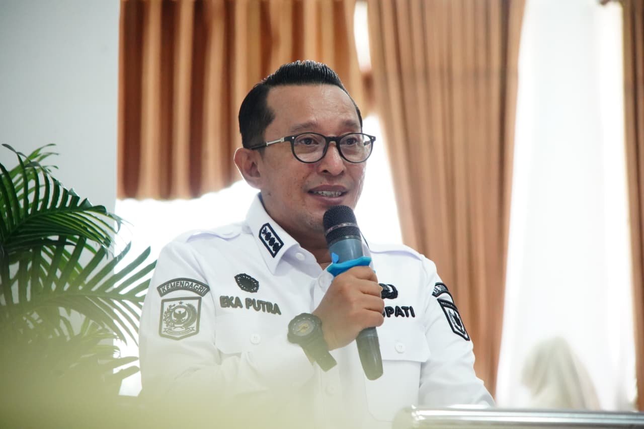 Kemendagri Lakukan Monev TKD Tambahan di Tanah Datar, Bupati Eka Putra Tekankan Kepatuhan Aturan