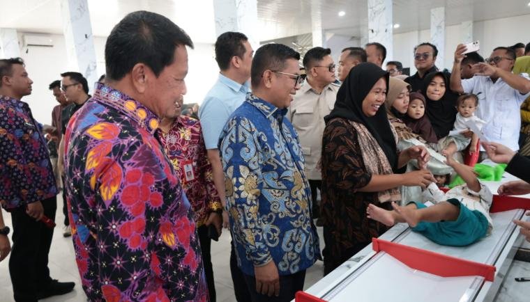 Bupati Tangerang dan Gubernur Banten Tinjau CKG serta Penanganan Stunting di Mauk