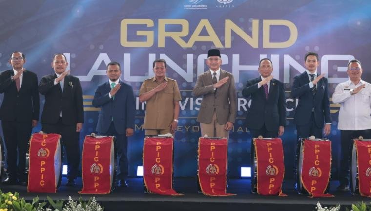 Bupati Maesyal Rasyid Hadiri Grand Launching Hangar VTDI di Bandara Budiarto Legok