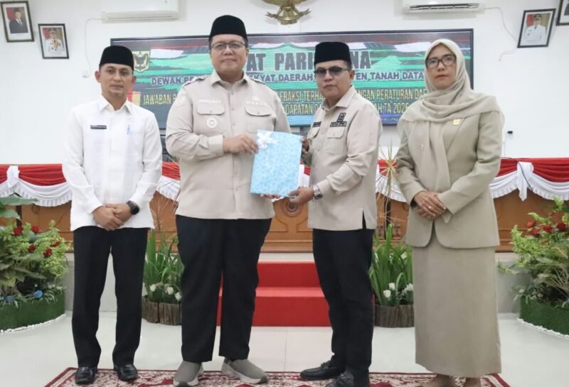 Bupati Tanah Datar Sampaikan Jawaban atas Pandangan Umum Fraksi Dalam Ranperda APBD Perubahan 2026