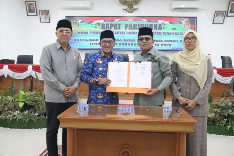 DPRD dan Bupati Tanah Datar Setujui Ranperda Perubahan APBD 2026