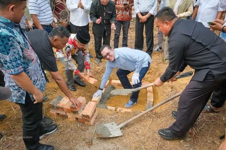 Peletakan Batu Pertama Rumah Gadang IKTD Tanjung Pinang, Simbol Cinta Perantau pada Ranah Minang