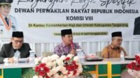 Ketua Komisi VIII DPR RI Apresiasi Pemkab Tangerang Beri Uang Saku Rp750 Ribu untuk Jemaah Haji Ketua Komisi VIII DPR RI Apresiasi Pemkab Tangerang Beri Uang Saku Rp750 Ribu untuk Jemaah Haji