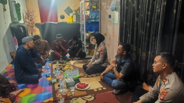 Kapolres Lebak sambangi keluarga M. Bagus Khoirunnas